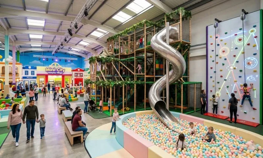 Balancing creativity and physical play in modern indoor playground setups